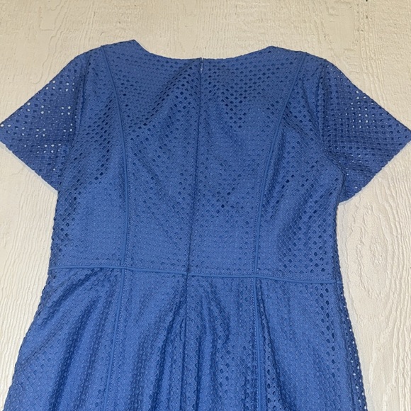 Talbots Elegant Royal Blue Eyelet Dress Size 4 - Picture 5 of 6